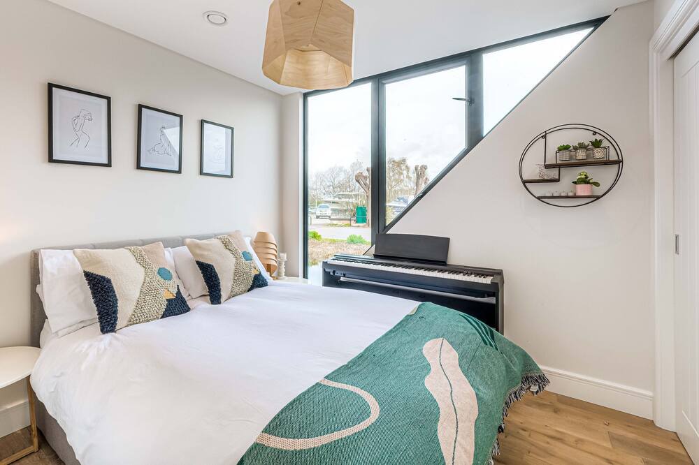 Photo of Bedroom in Appledram