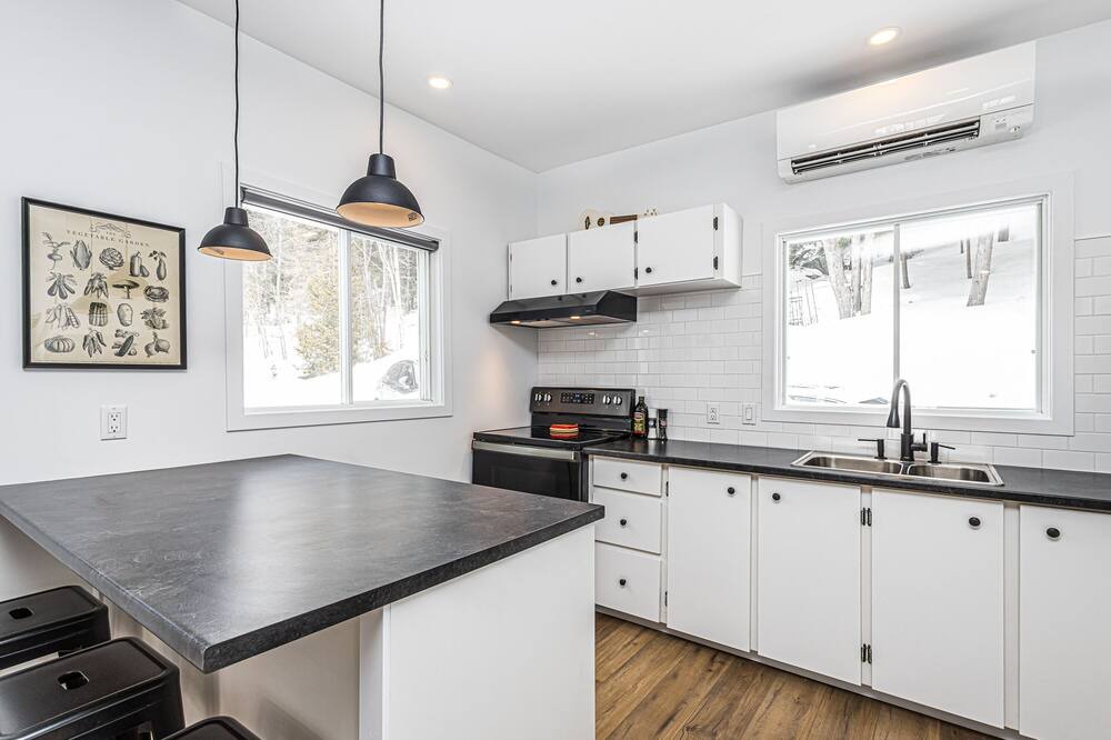Photo of Kitchen in Val-des-Monts