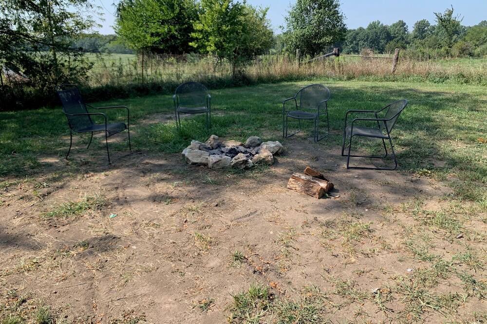 Photo of Outdoor in Monroe City