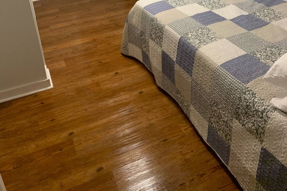 Photo of Bedroom in Monroe City