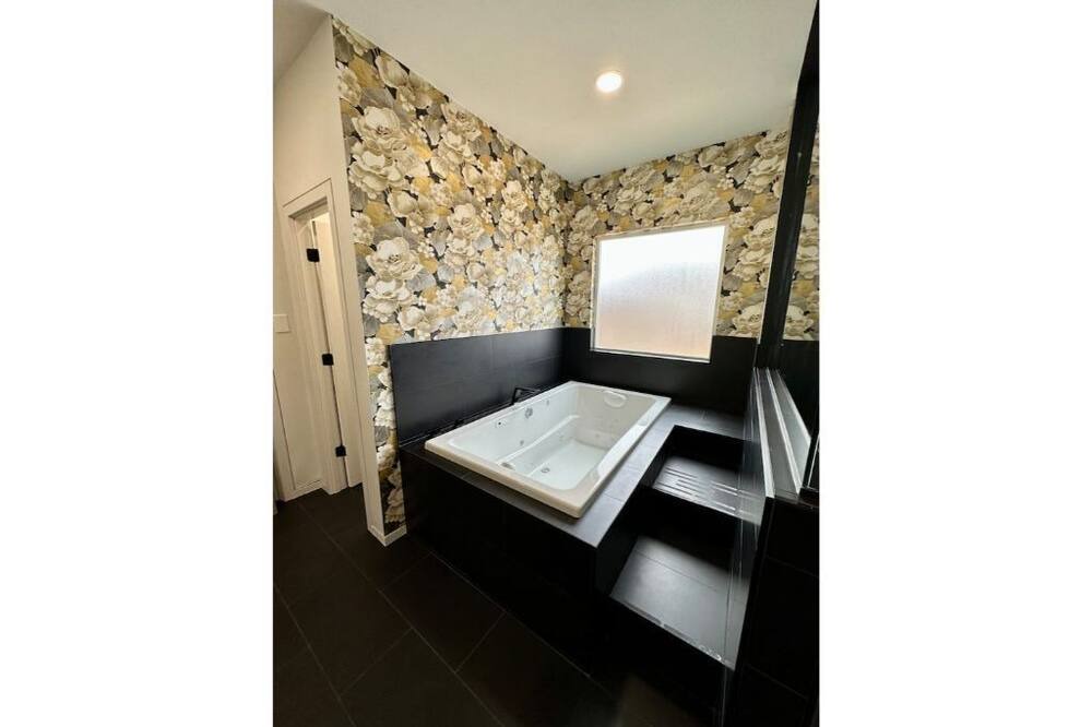 Photo of Bathroom in Abilene
