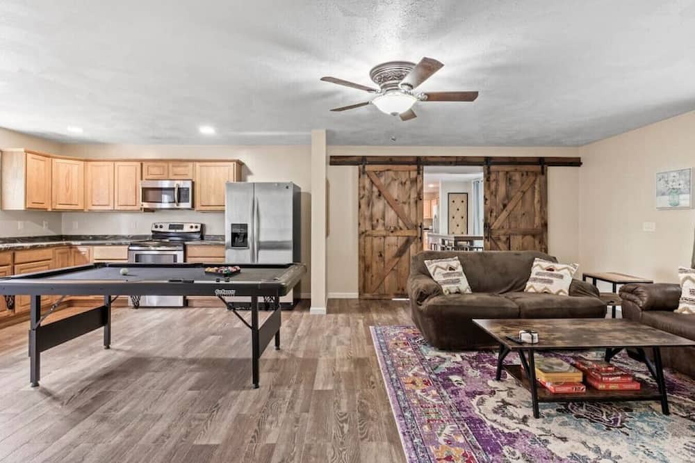 Photo of Others in Lansing