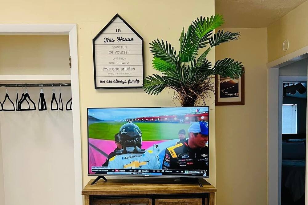 Photo of Others in Lander