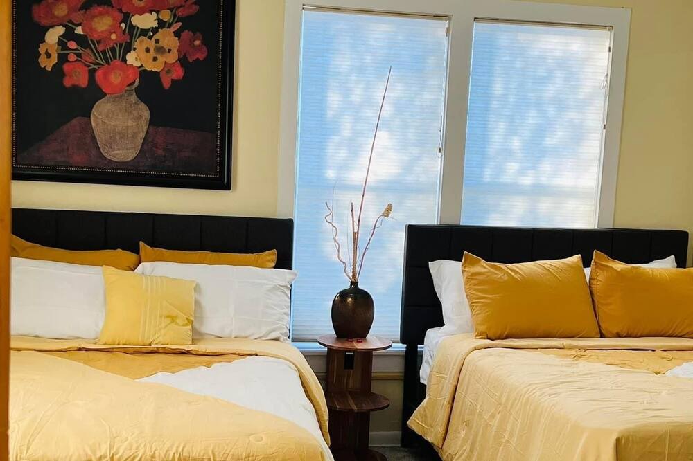 Photo of Bedroom in Lander