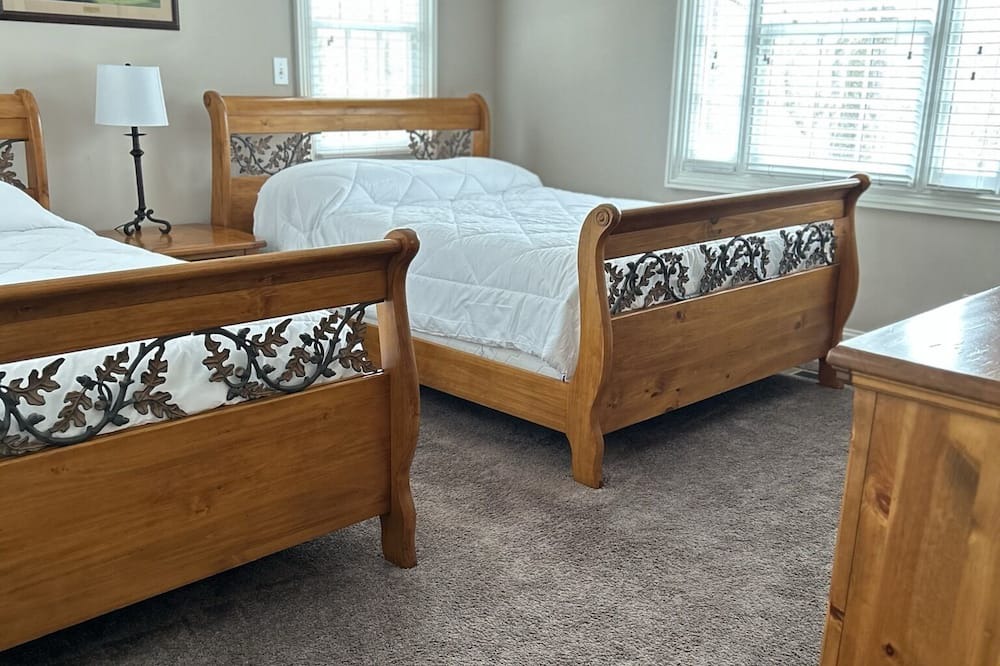 Photo of Bedroom in Oneonta