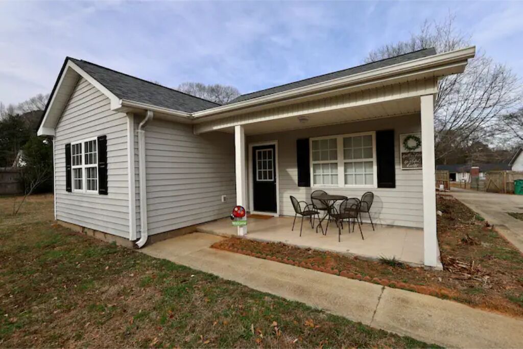Photo of Outdoor in Winder