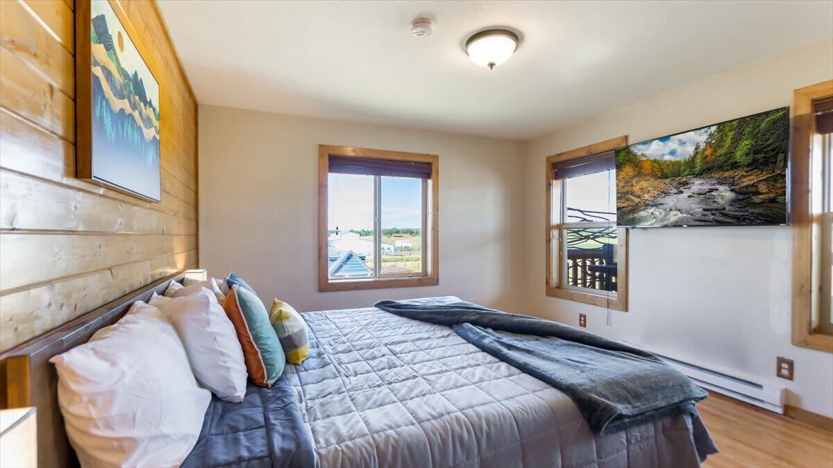 Photo of Others in Leigh Creek Estates