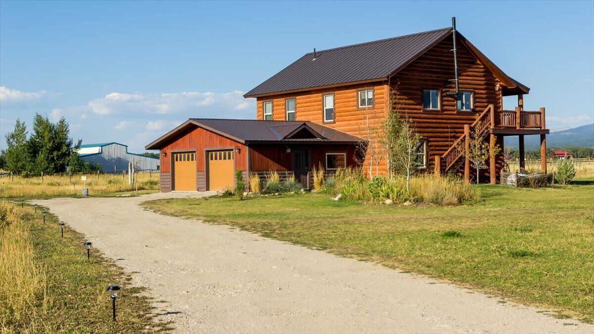 Photo of Outdoor in Leigh Creek Estates