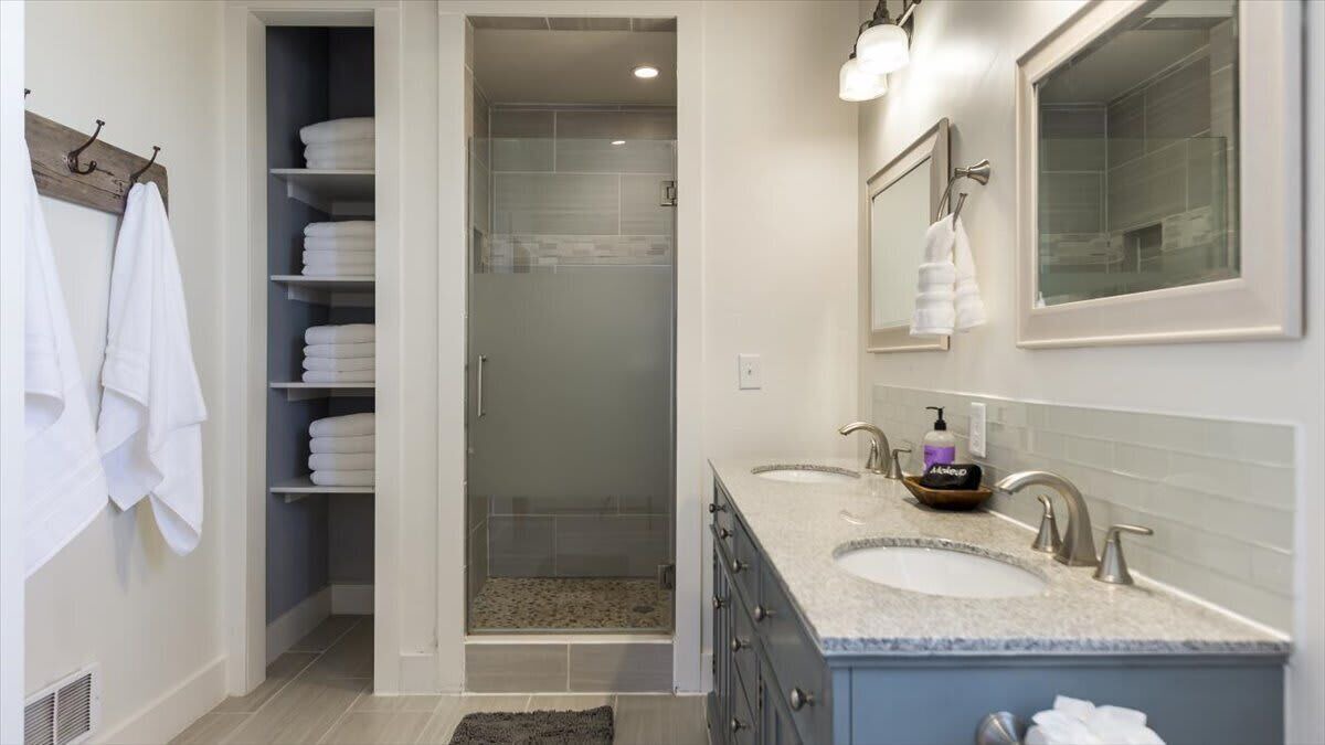 Photo of Others in Leigh Creek Estates