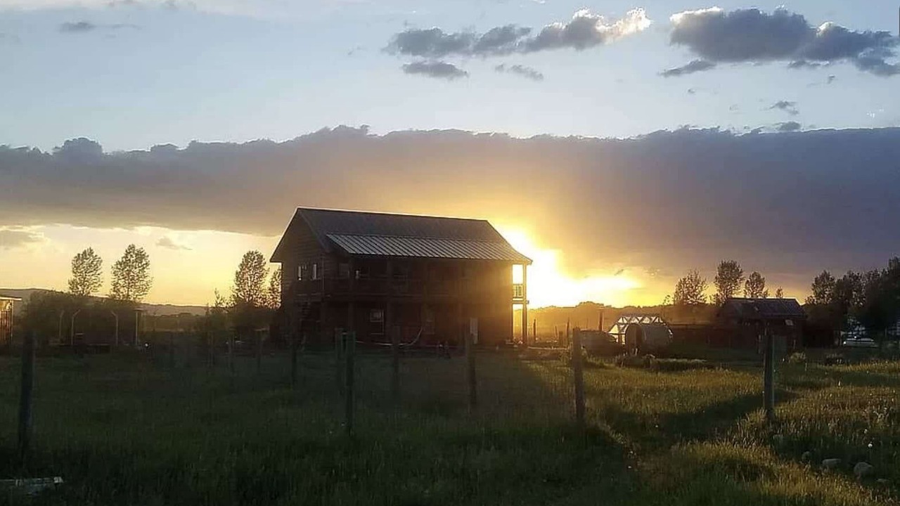 Photo of Outdoor in Leigh Creek Estates