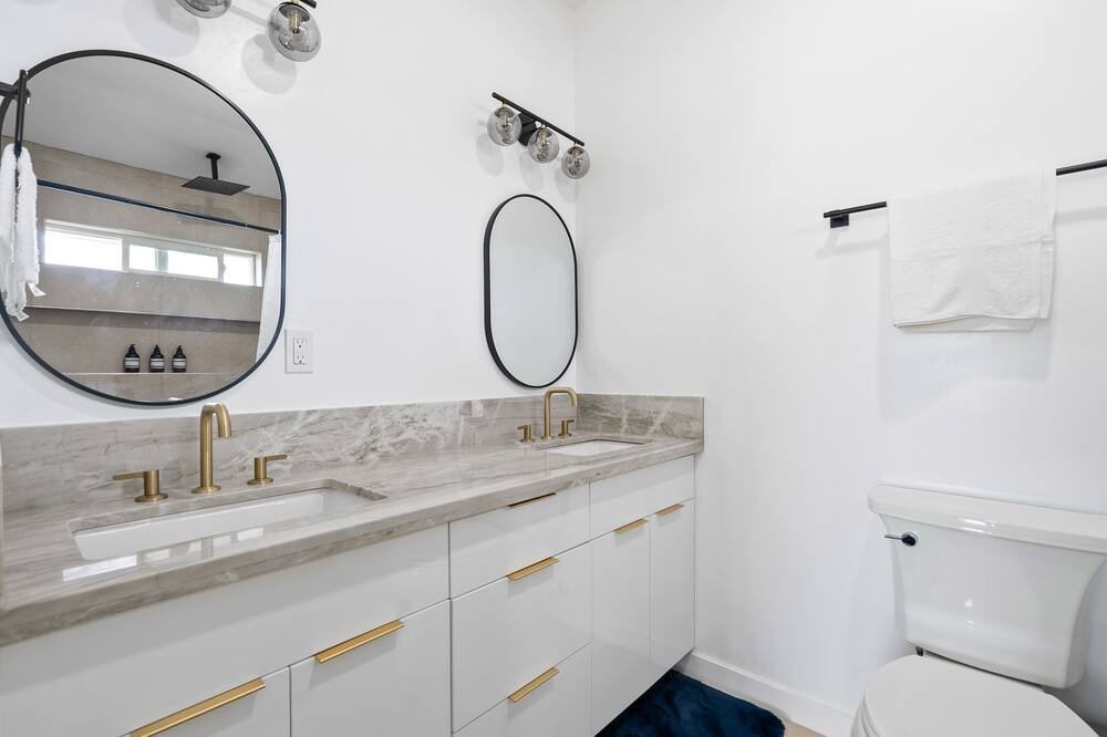 Photo of Bathroom in Wahiawa