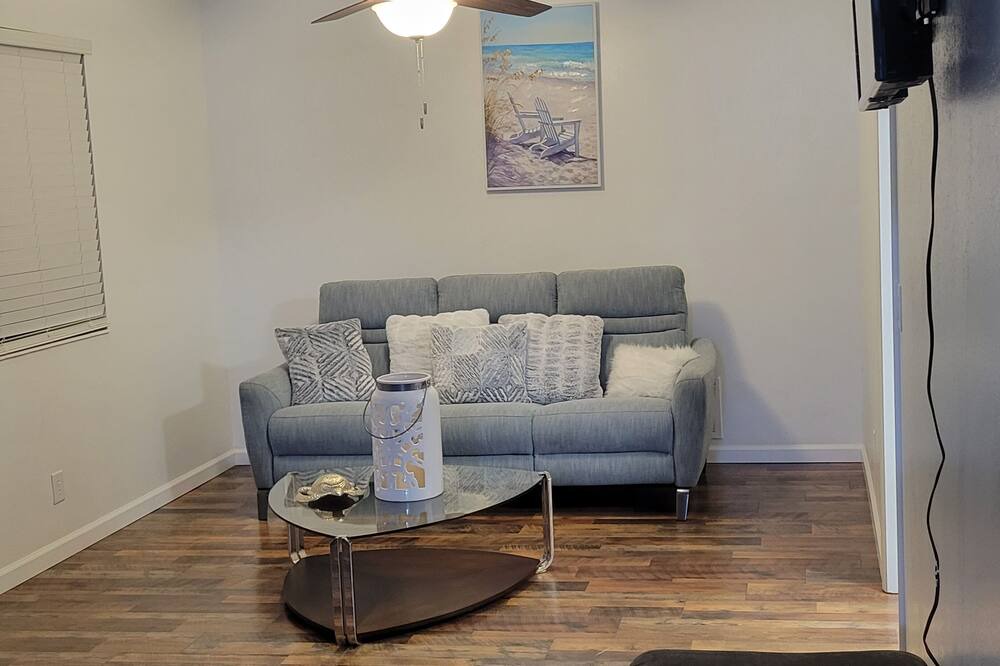 Photo of Livingroom in Fleming Island