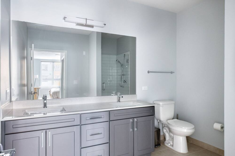 Photo of Bathroom in Arlington Heights