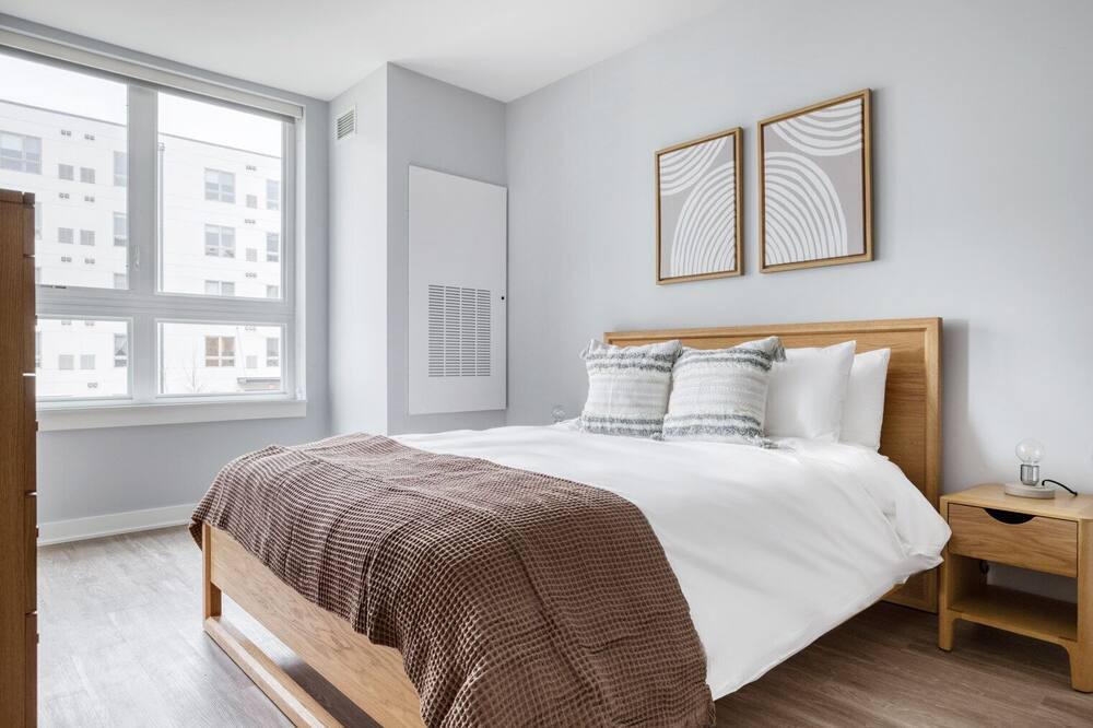 Photo of Bedroom in Arlington Heights