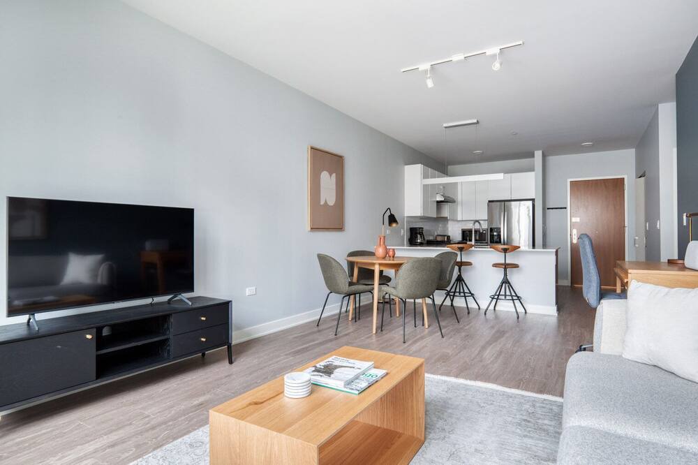 Photo of Livingroom in Arlington Heights