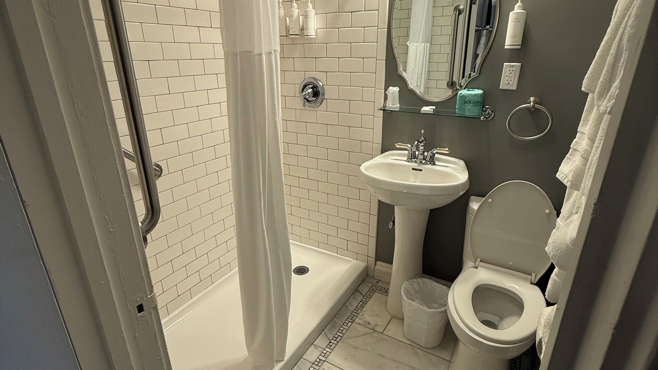 Photo of Bathroom in Douglas
