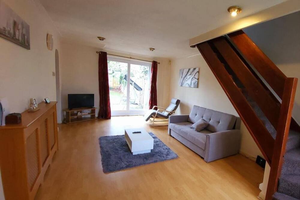 Photo of Livingroom in Earley