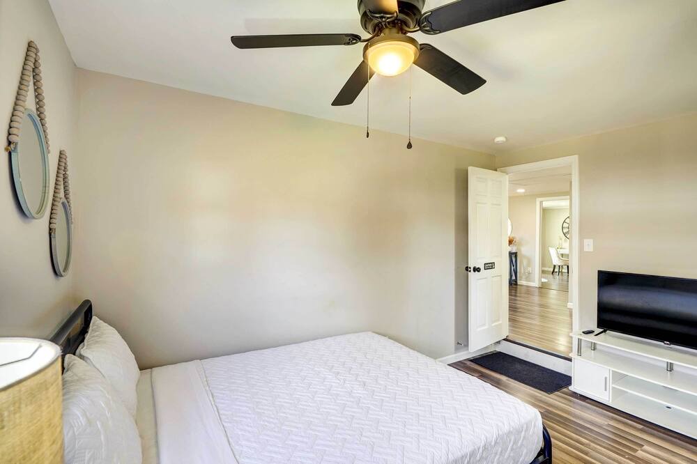 Photo of Bedroom in Mebane