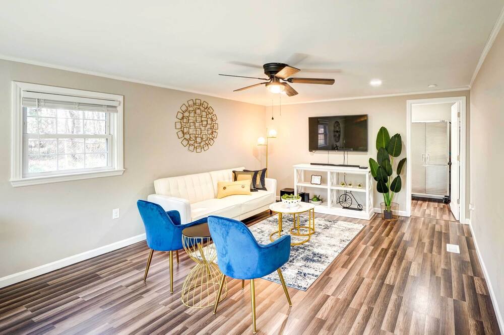Photo of Livingroom in Mebane