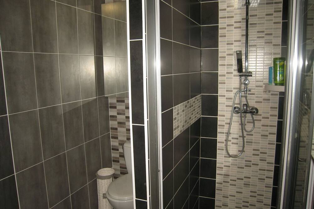 Photo of Bathroom in Latour-Bas-Elne