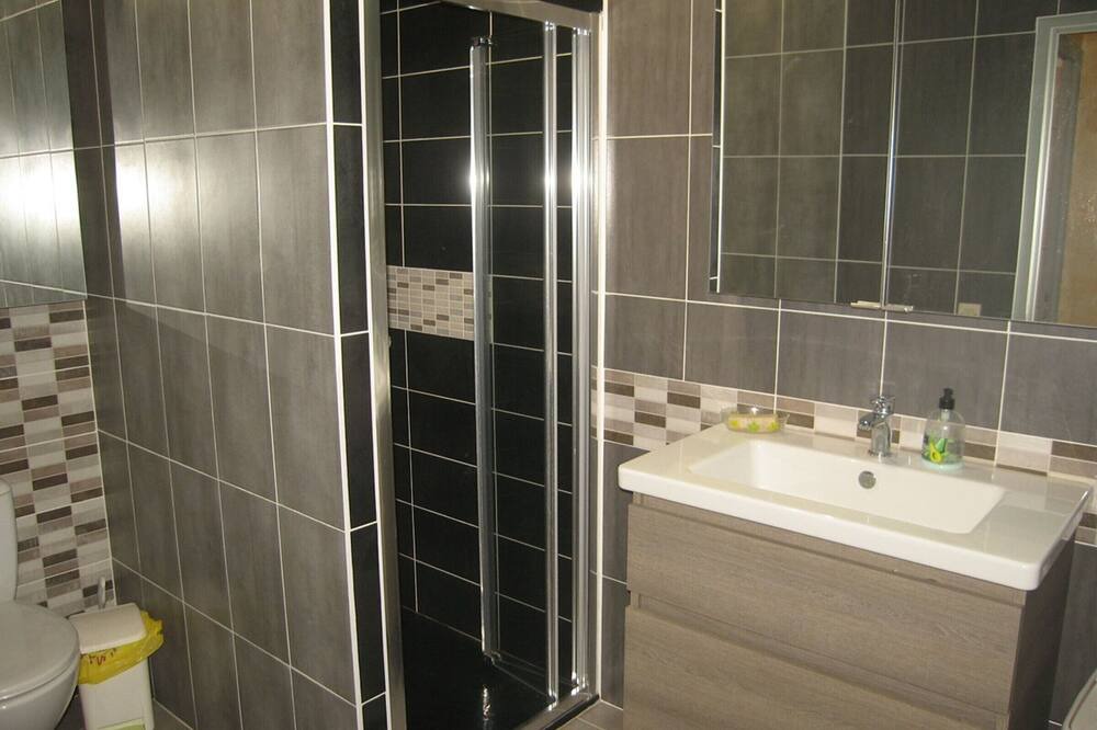 Photo of Bathroom in Latour-Bas-Elne