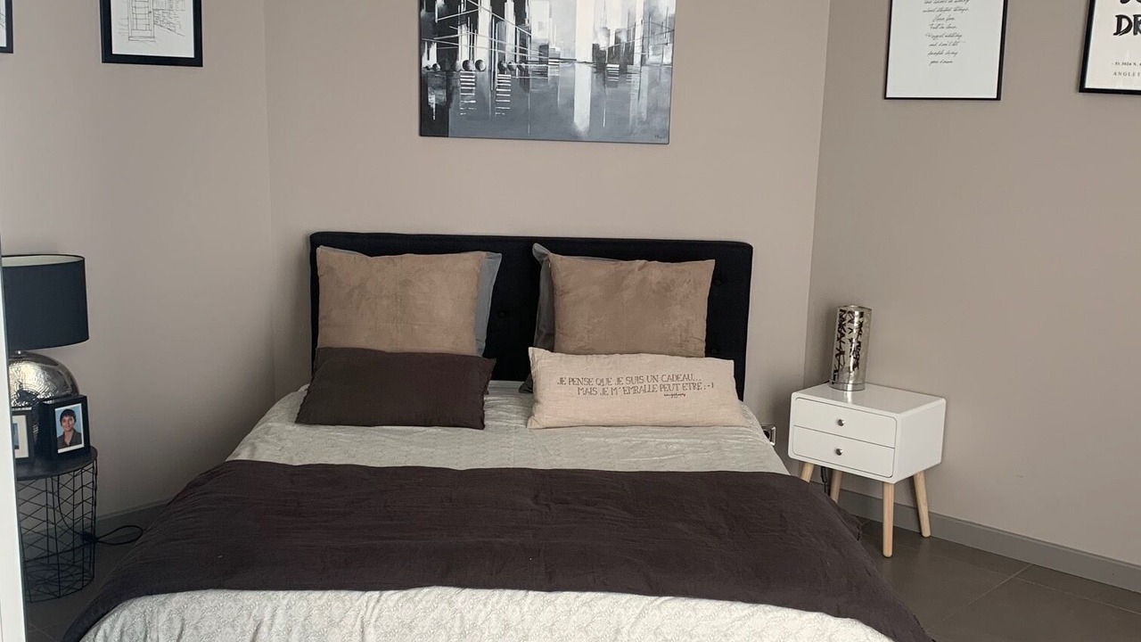 Photo of Others in Molleges