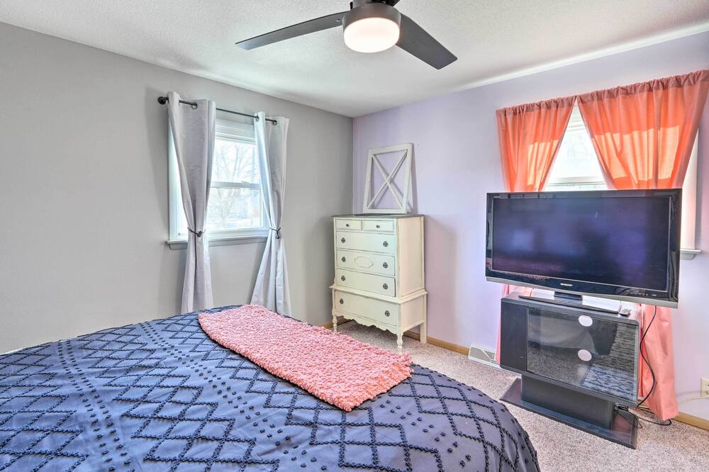 Photo of Bedroom in Cedar Rapids