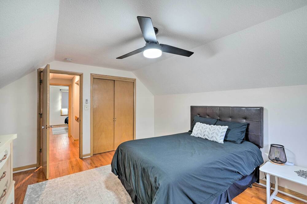 Photo of Bedroom in Cedar Rapids