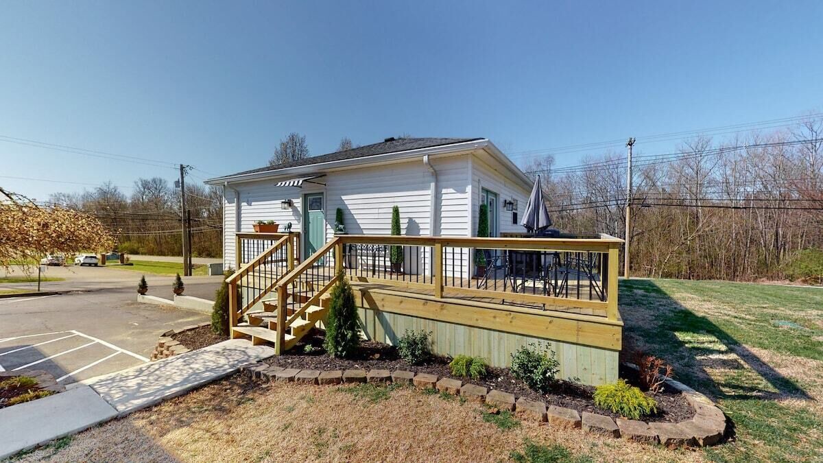 Photo of Outdoor in Shepherdsville