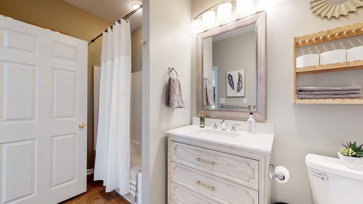 Photo of Bathroom in Shepherdsville