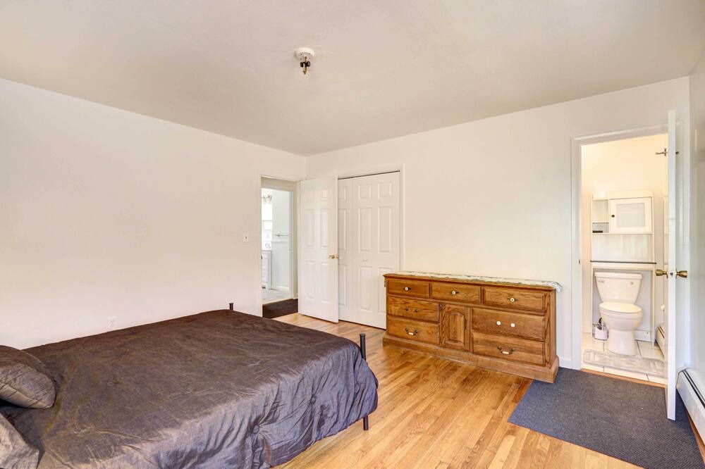 Photo of Bedroom in Hamden