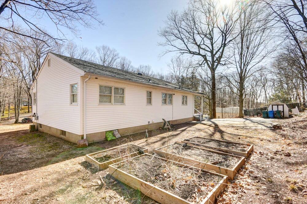 Photo of Others in Hamden