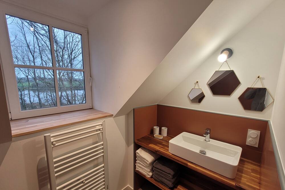 Photo of Bathroom in Saint-Helen