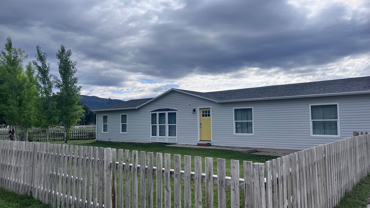 Photo of Outdoor in Fairview