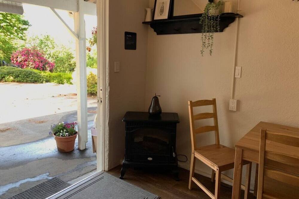 Photo of Others in Eugene