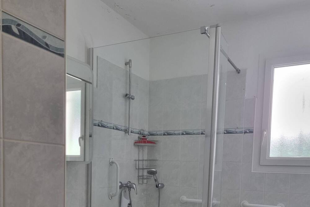 Photo of Bathroom in Azur