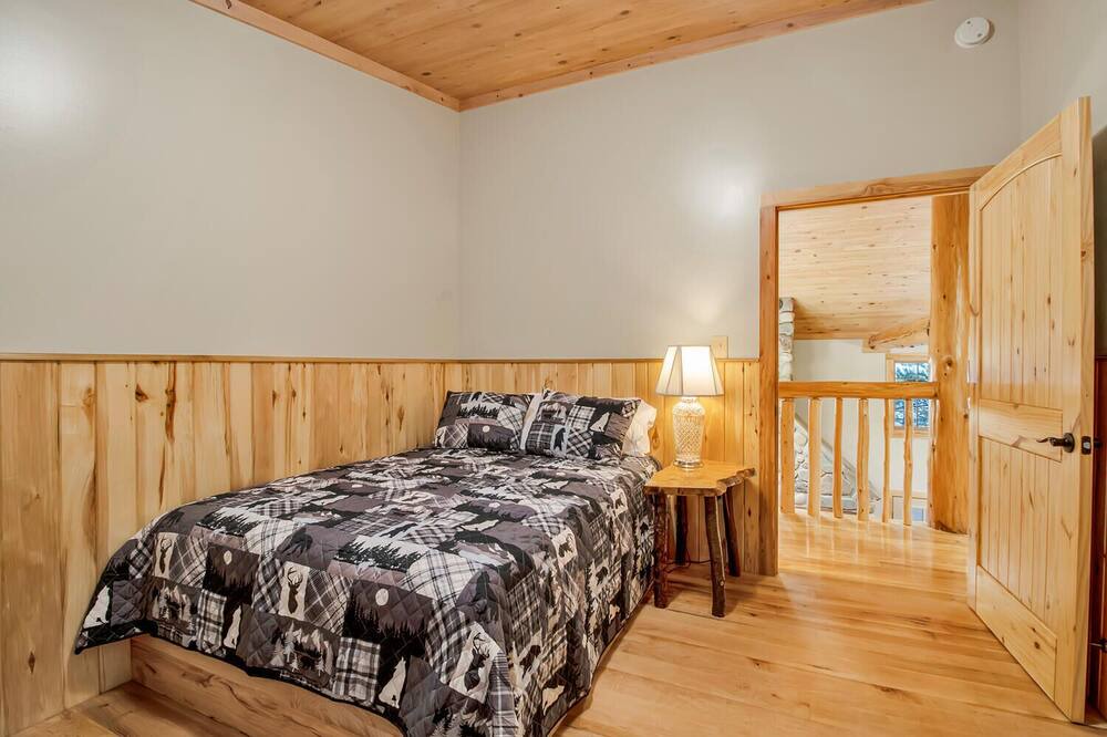 Photo of Bedroom in Little Valley