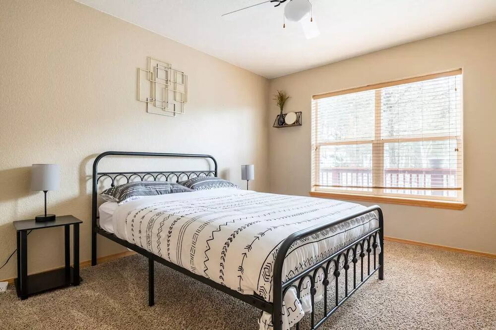Photo of Bedroom in Woodland Park