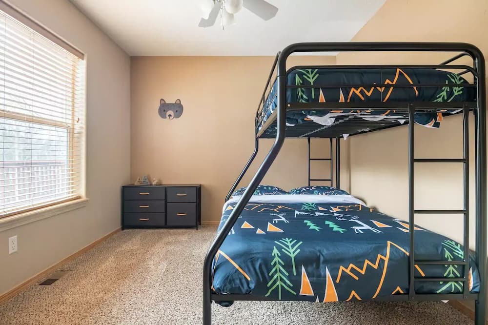 Photo of Bedroom in Woodland Park