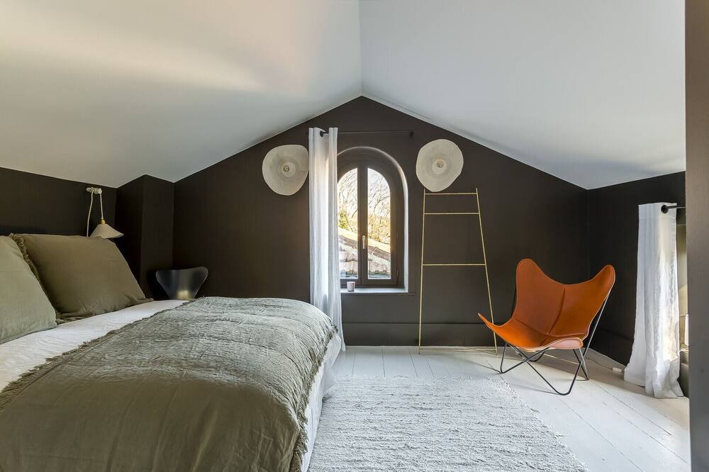 Photo of Bedroom in Collonges-au-Mont-d'Or