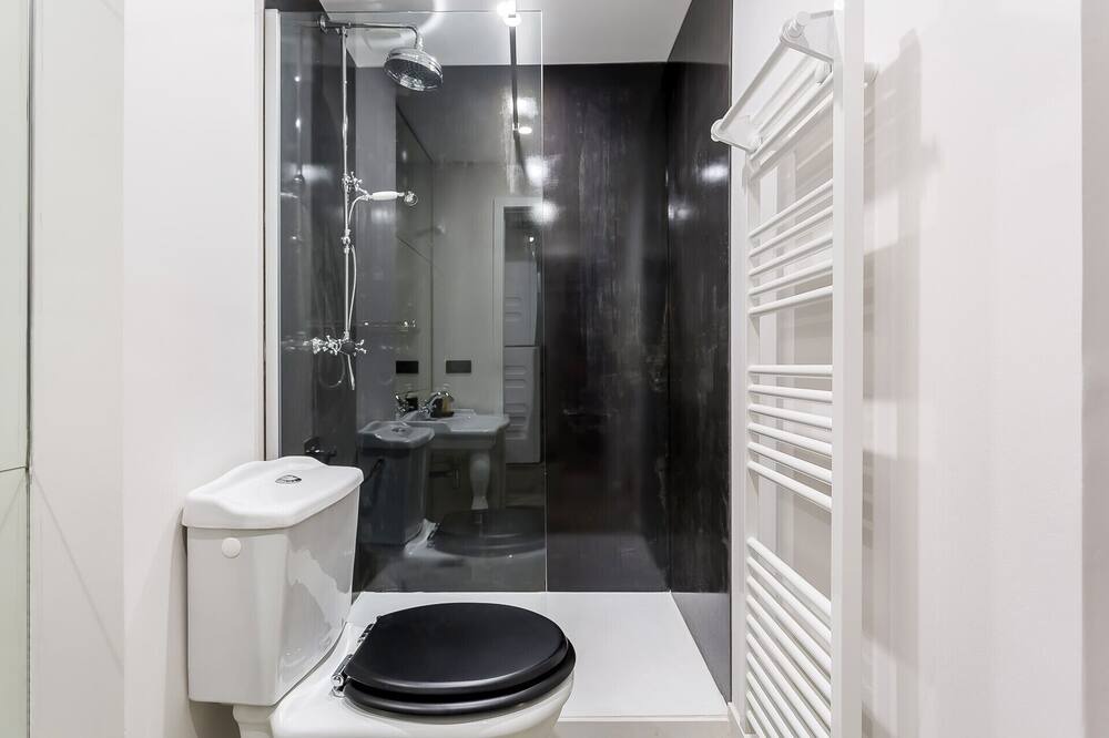 Photo of Bathroom in Collonges-au-Mont-d'Or