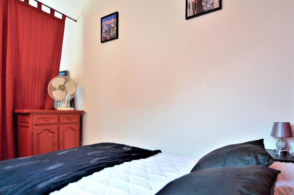 Photo of Others in Sernhac