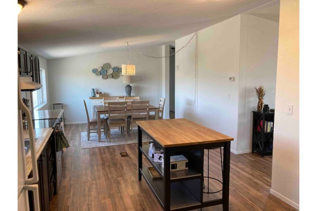 Photo of Others in Desert Aire