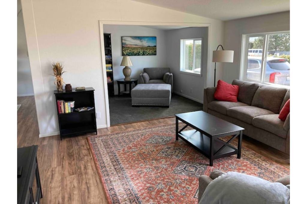 Photo of Others in Desert Aire