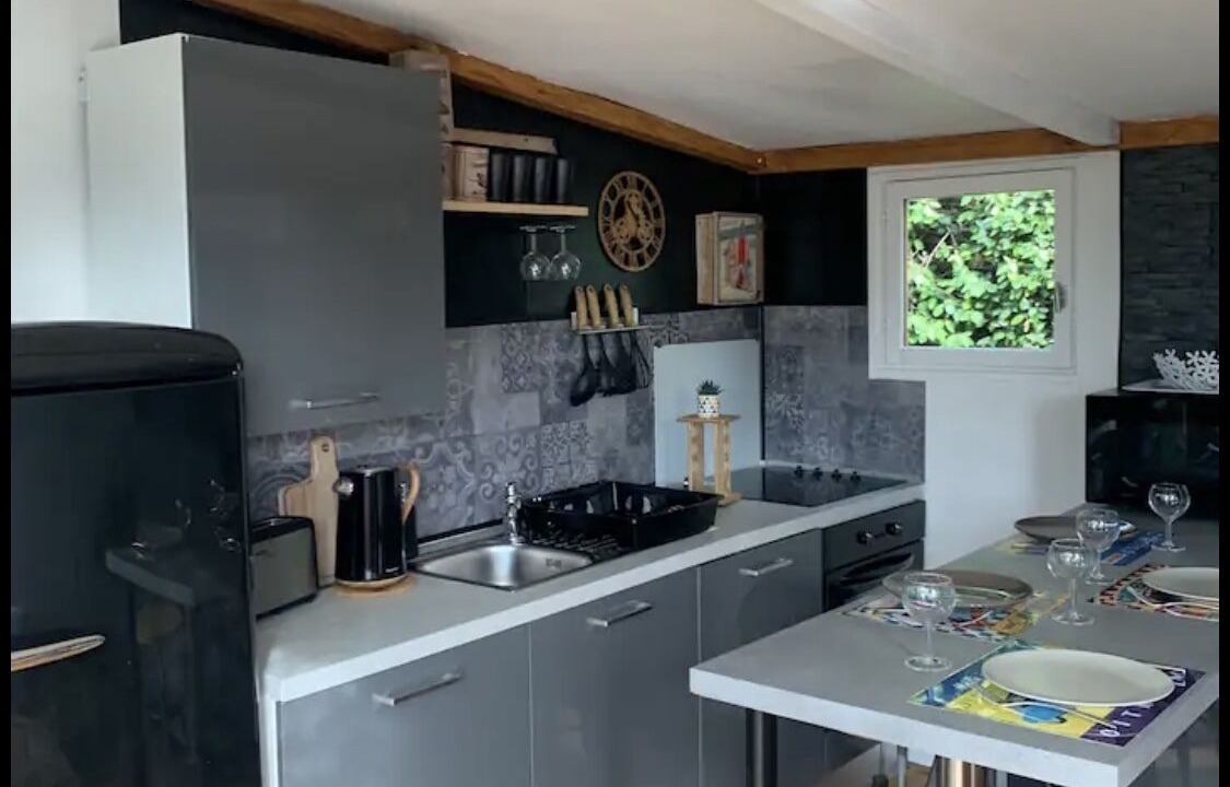 Photo of Kitchen in Montaud