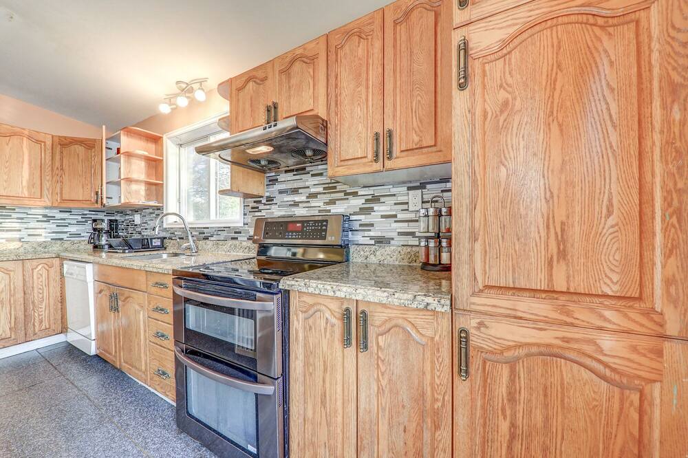 Photo of Kitchen in Scugog