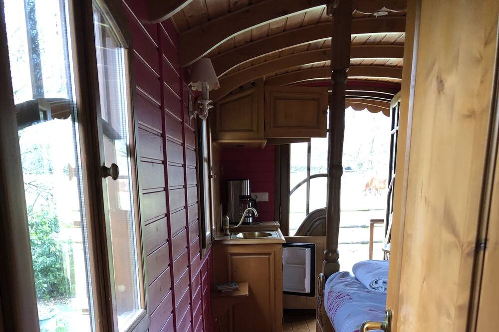 Photo of Others in Ablon