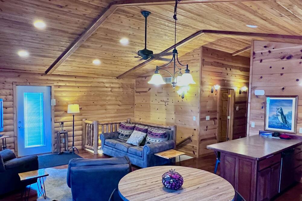 Photo of Livingroom in Harpers Ferry