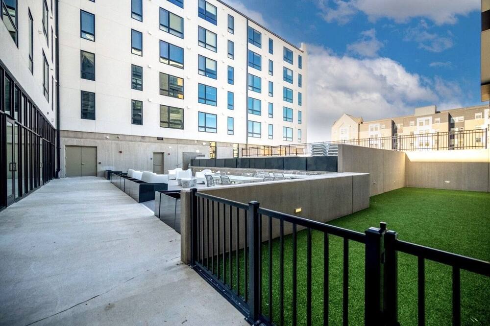 Photo of Outdoor in Monroe Ward