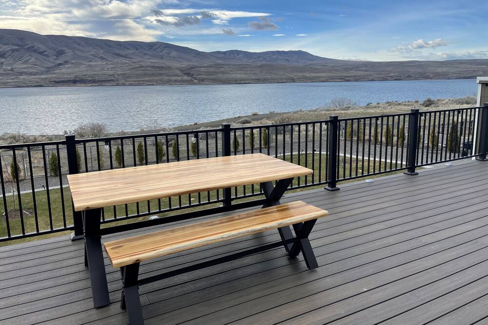 Photo of Outdoor in Desert Aire